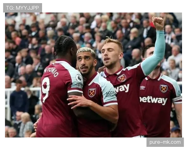 纽卡斯尔边路风暴席卷赛场，快速突破与精妙配合点燃进攻高潮