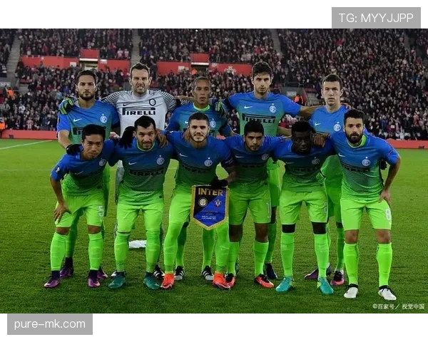 西甲新赛季揭幕战上演豪门对决，点燃球迷期待