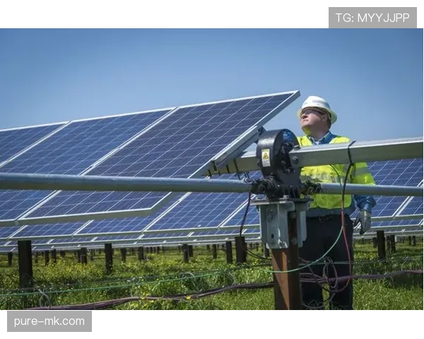 科技赋能训练革新：戴维斯方法助力足球运动员表现跃升