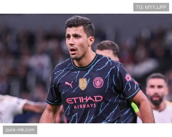 罗德里:曼城2023三冠王赛季的中场绝对基石